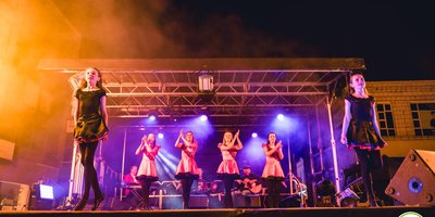 Irish dancers on stage at St Patrick's Festival in Waterford City