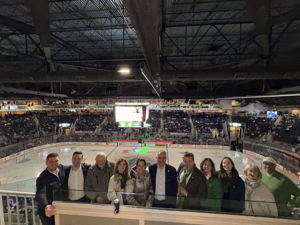 CG TORONTO MARLIES GAME GROUP PHOTO
