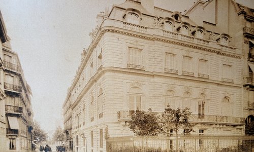 archive image of the stairs Irish Embassy in Paris