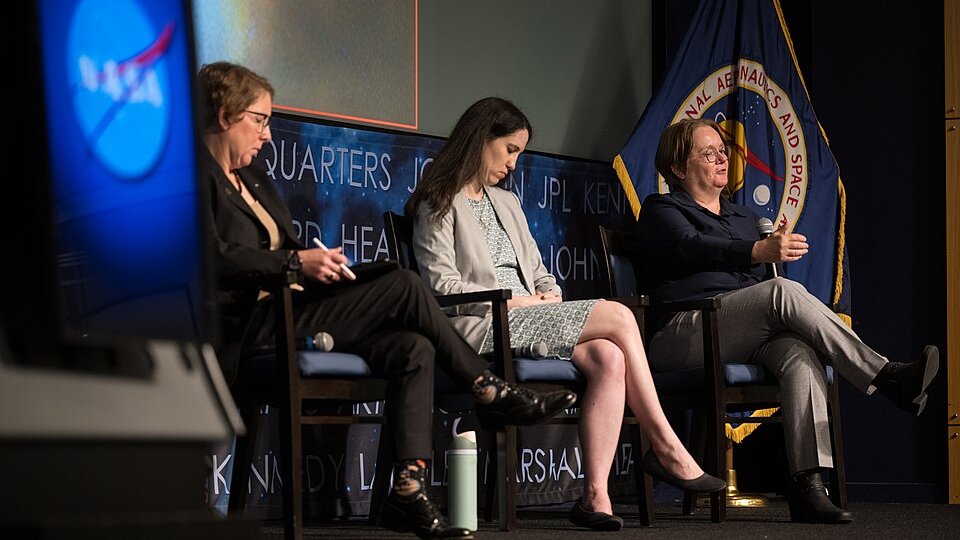 Three scientists on a panel: The_Future_of_Cosmic_Observation