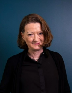 Carolyn Comer headshot