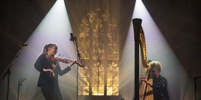 Catrin Finch and Aoife Ni Bhriain