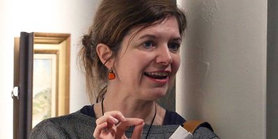 Headshot of Dr Roisin Kennedy