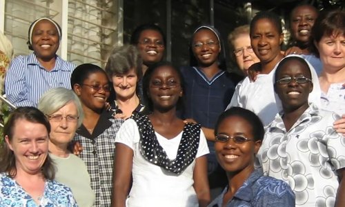 Group shot of Irish sisters