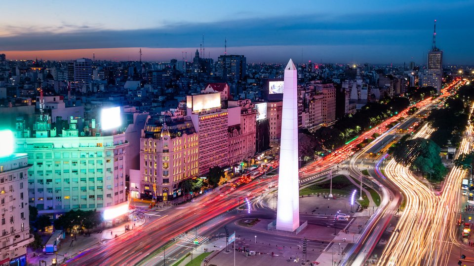 Plaza de la República Buenos Aires at night