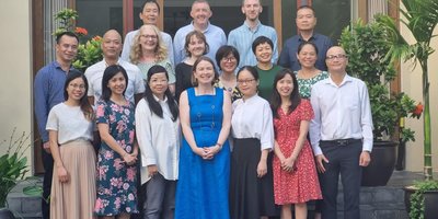 Outline of the Government of Ireland harp on a green background.