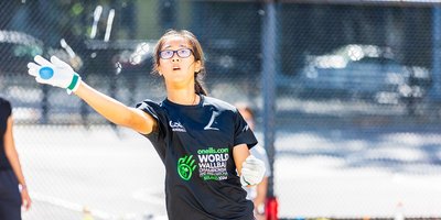 Tiffany Lau Wu hitting a hand ball