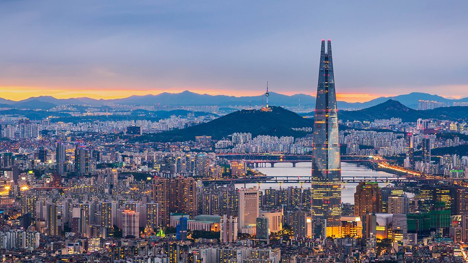 Skyline view of Seoul at dawn.
