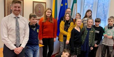 Kalveliu-Ausros-gimnazija