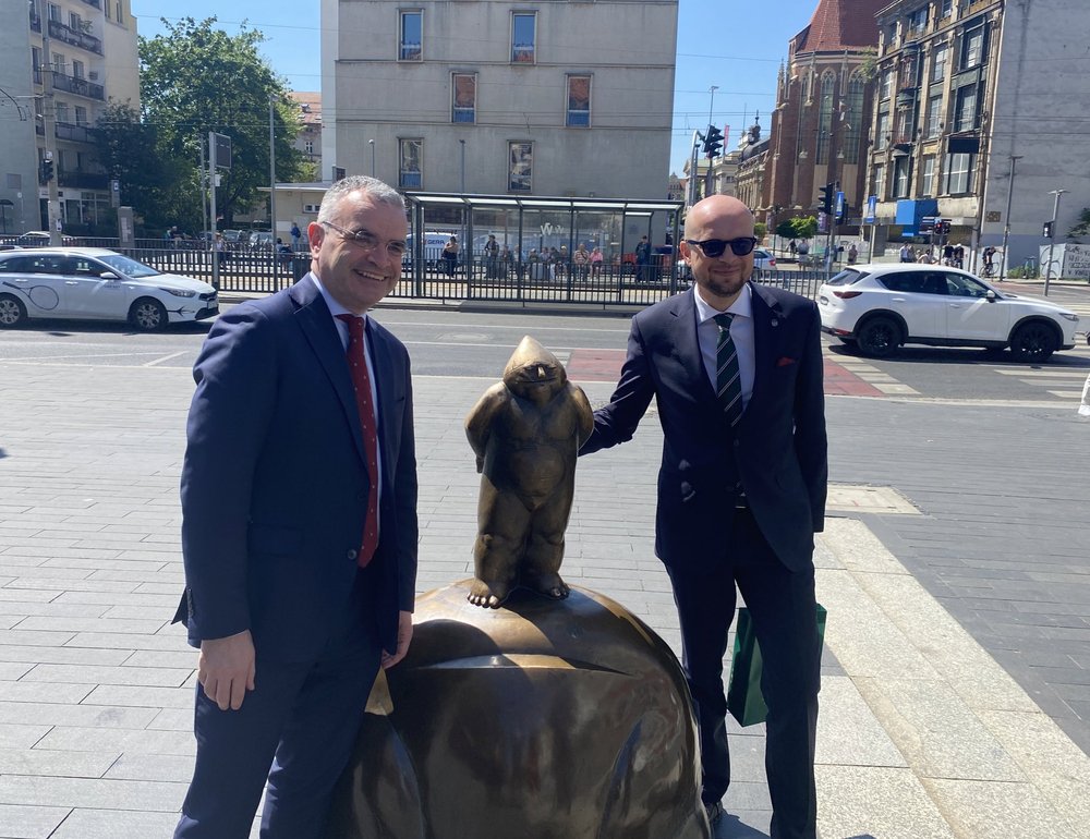 Minister Dara Calleary and Jakub Mazur, Vice Mayor of Wroclaw