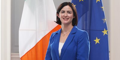 Headshot of Ambassador Nora Delaney