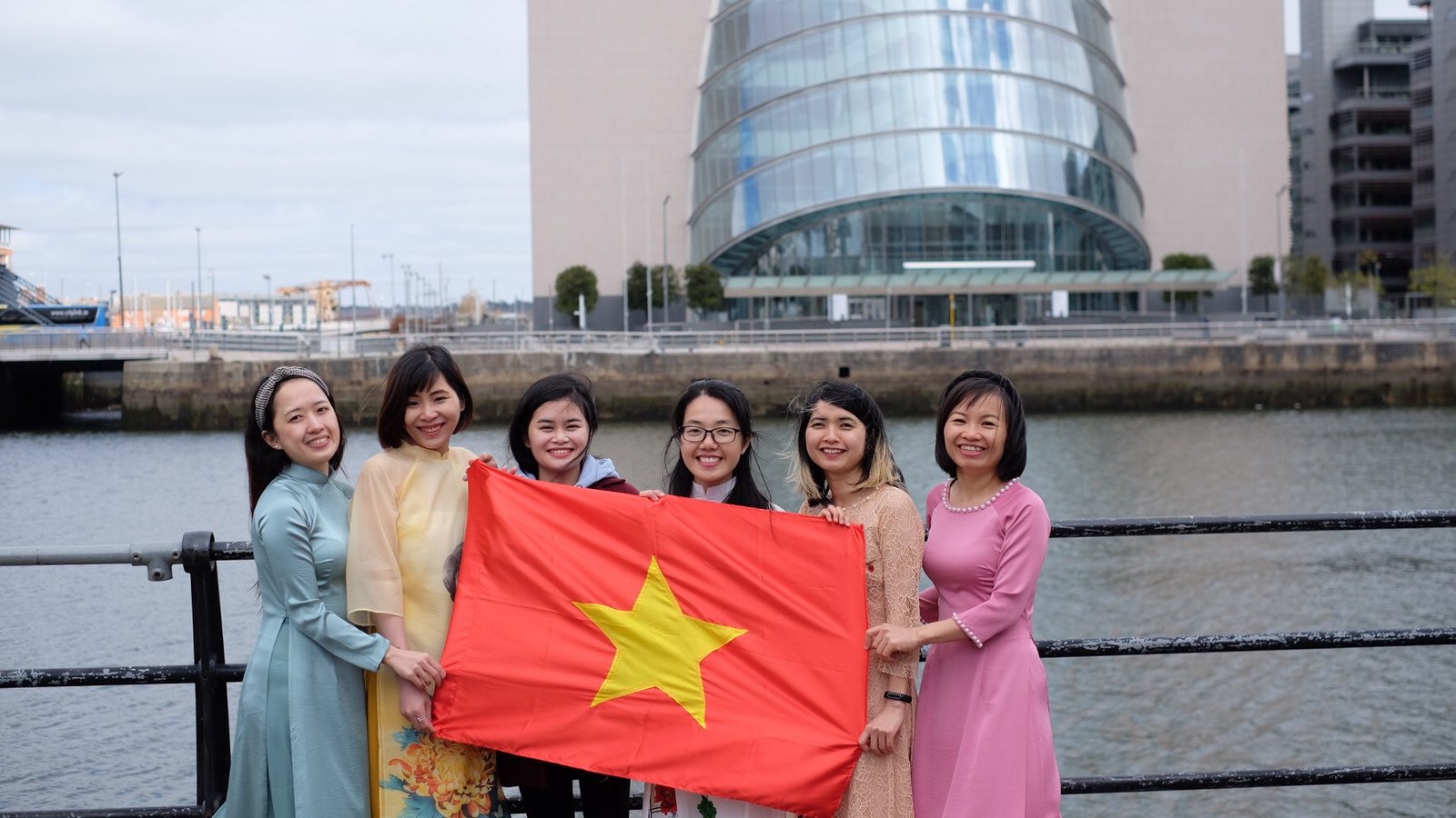 group photo of Ireland Fellows