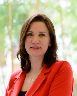 Dr Susan Leavy headshot