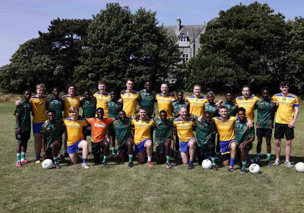 Shamrock Sables and Na Fianna joint team photo