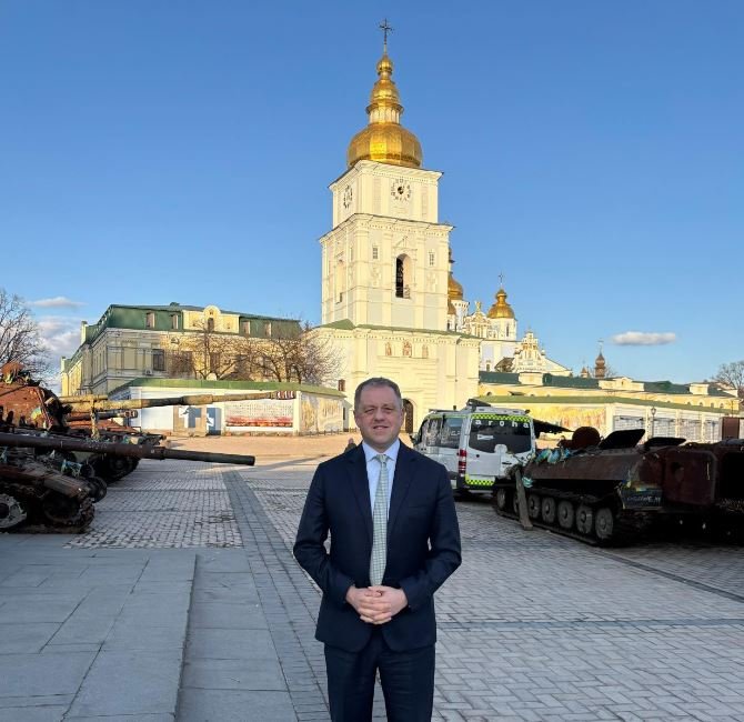 Minister Thomas Byrne in Kyiv.