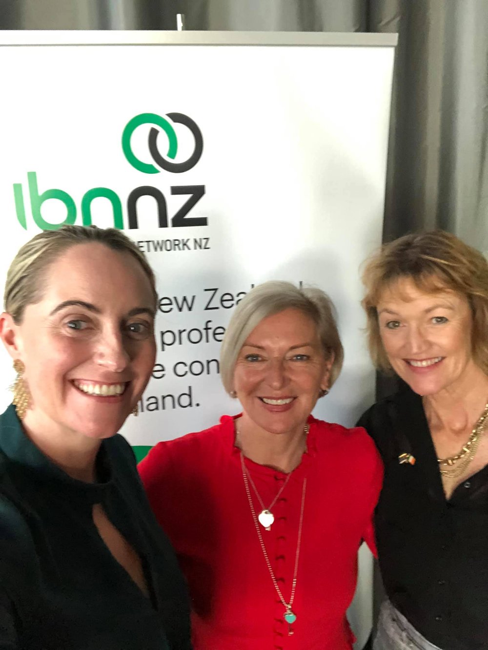 Selfie of Jane Quinn with members of the Irish Business Network, New Zealand