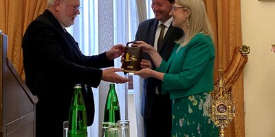 archbishop treanor3 (2)