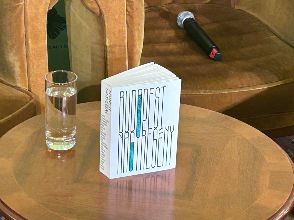 A copy of Budapest Nag Regeny