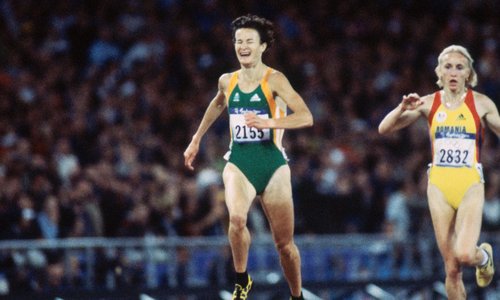 Sonia O'Sullivan running in the Olympics