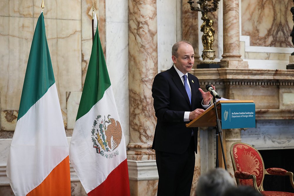 Tánaiste and Minister for Foreign Affairs Micheál Martin TD delivering remarks to delegation